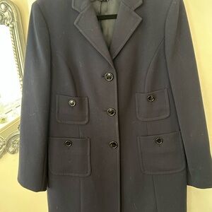 Jones Nee York, classic Navy  Blue Tailored Single-Breasted walking jacket.